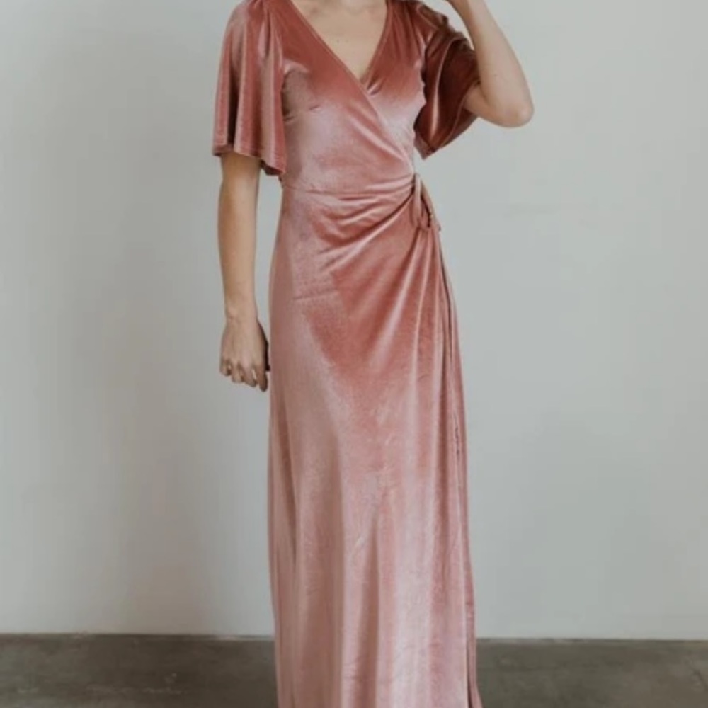Baltic Born Meghan Velvet Dress in Mauve XS